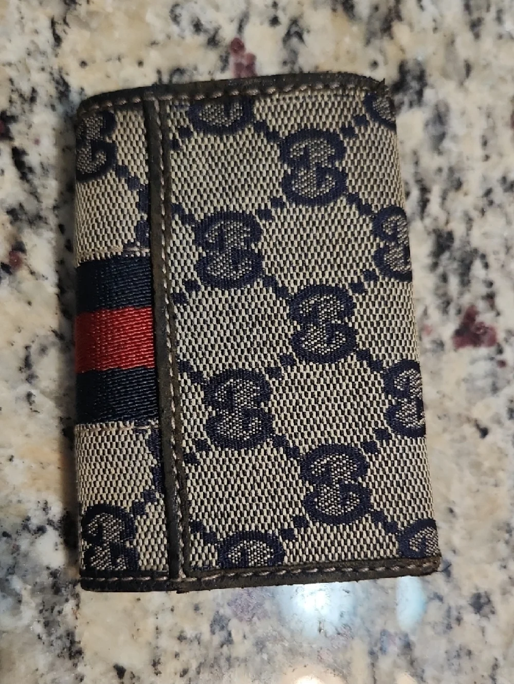 Gucci Beige GG Sherry Canvas Key Holder Wallet with Navy Blue and Red Stripe